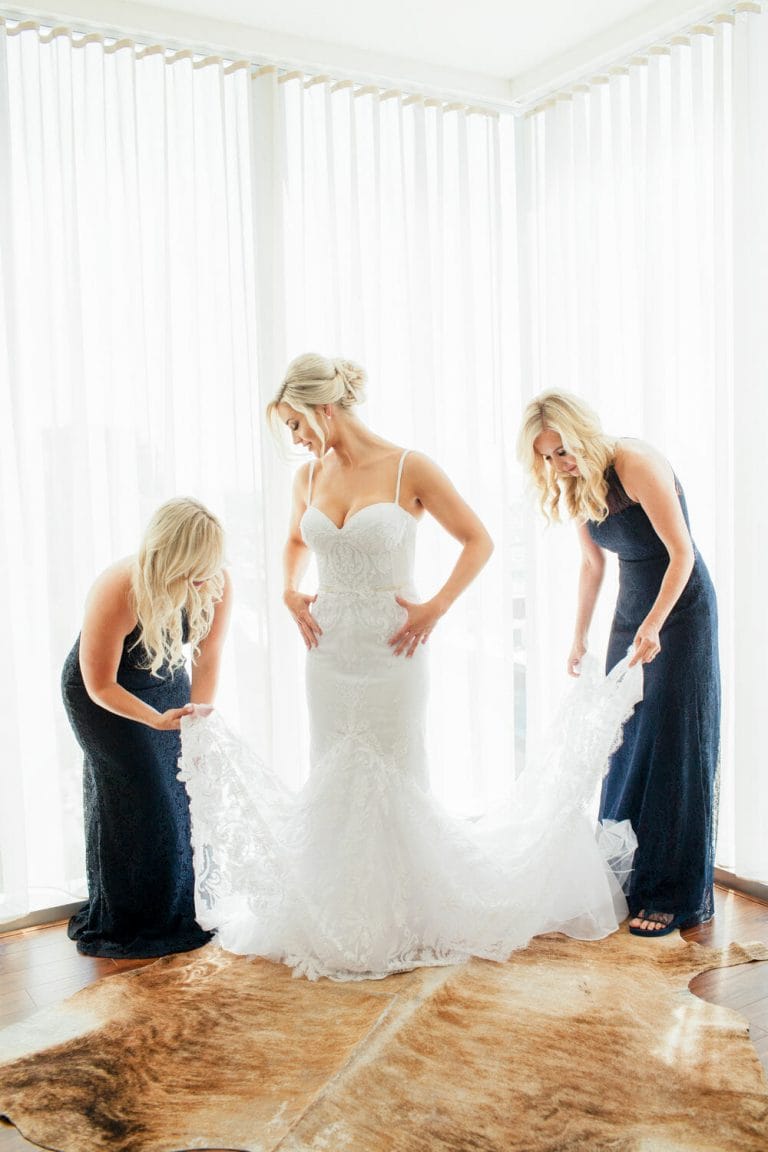 wedding-photographer-chihuly-garden-glass-seattle-lindsay-daniel-100_lndd1197