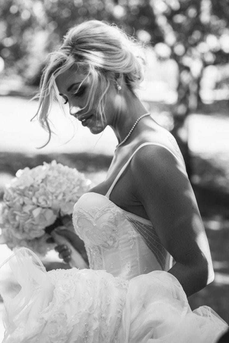 wedding-photographer-chihuly-garden-glass-seattle-lindsay-daniel-240_lndd6024