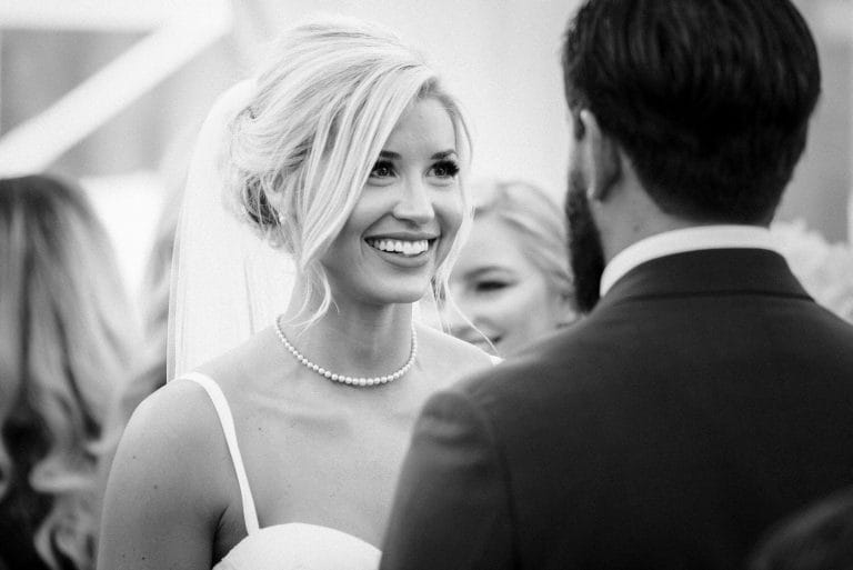 wedding-photographer-chihuly-garden-glass-seattle-lindsay-daniel-460_lndd1801