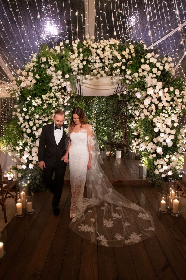 Elana wearing Oscar de la Renta wedding gown