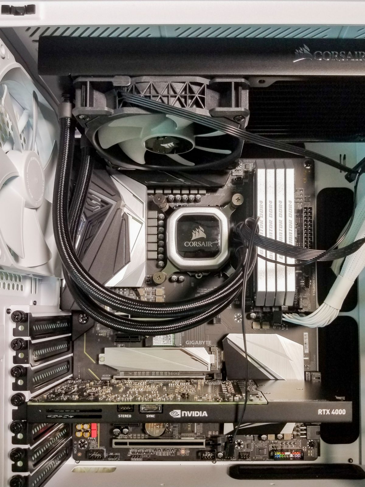 computer-building-for-photographer-videographer-07.jpg