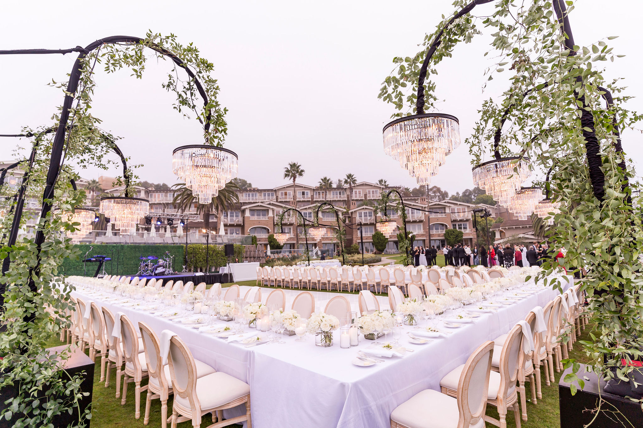 A Little Glitz & Glam | Victoria & Garrett