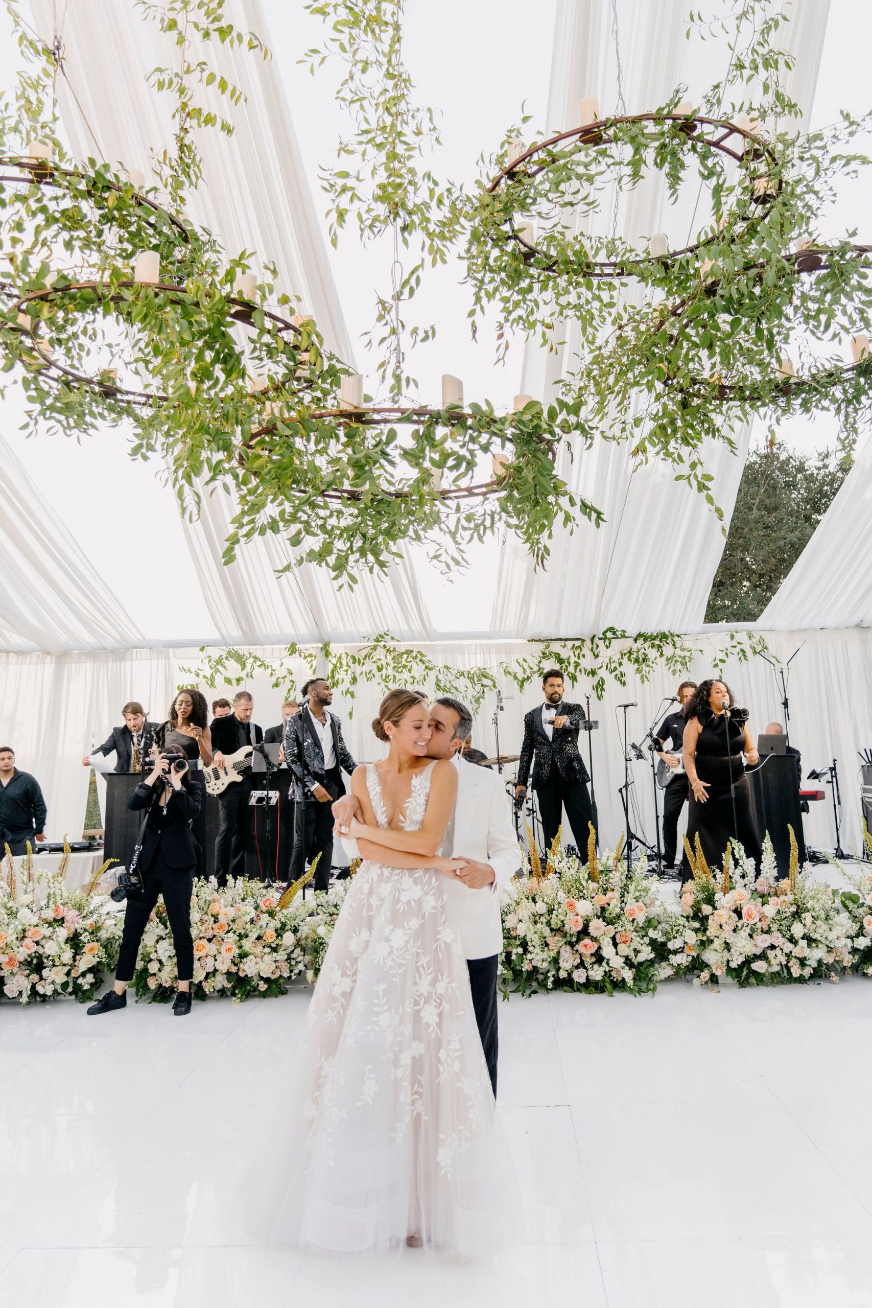 Liz & Joe | Nature Meets Elegance