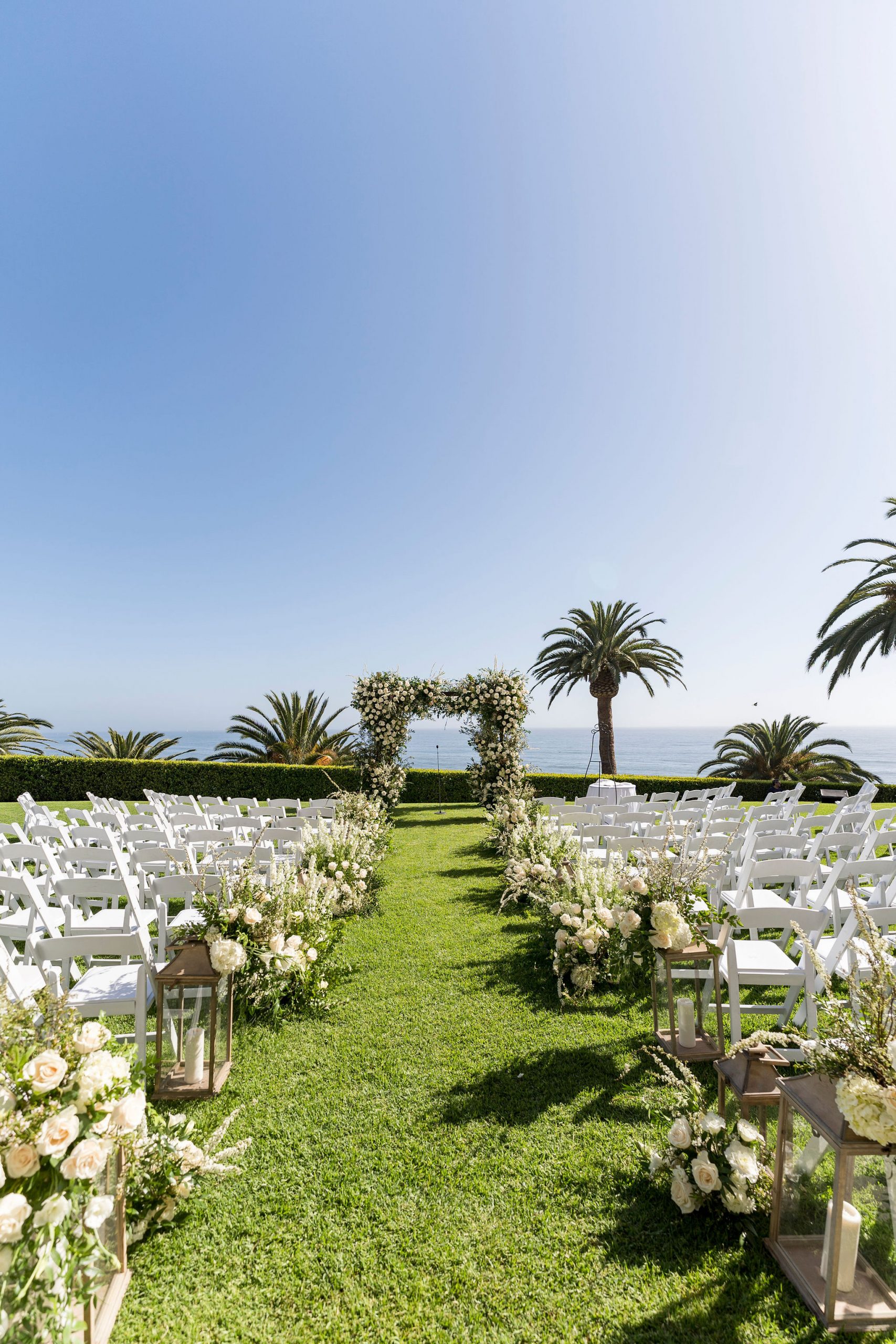 Breathtaking Coastal Wedding | Danielle & Jarred