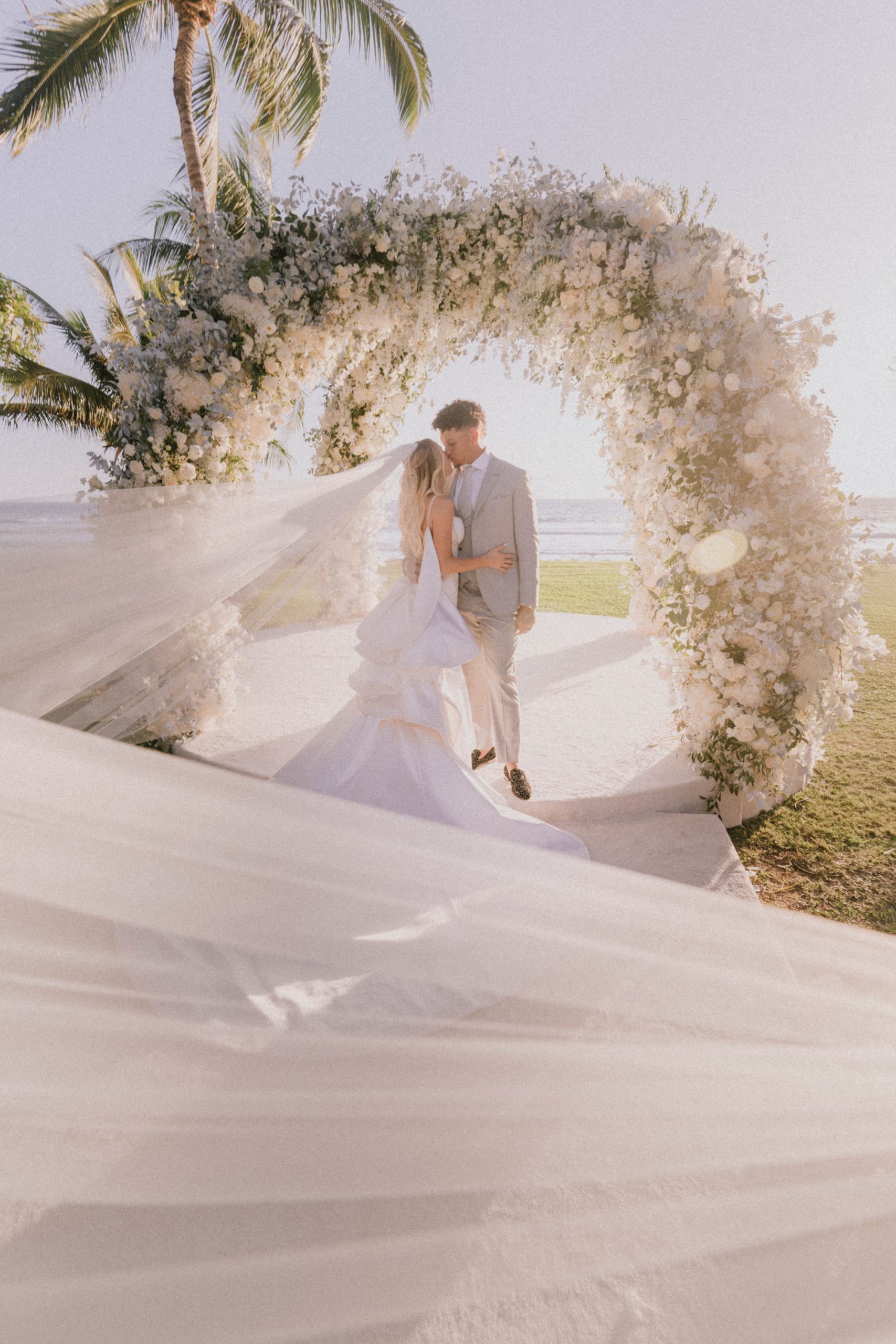 maui-wedding-photographer-celebrity-nfl-player-destination-brittany-patrick-161